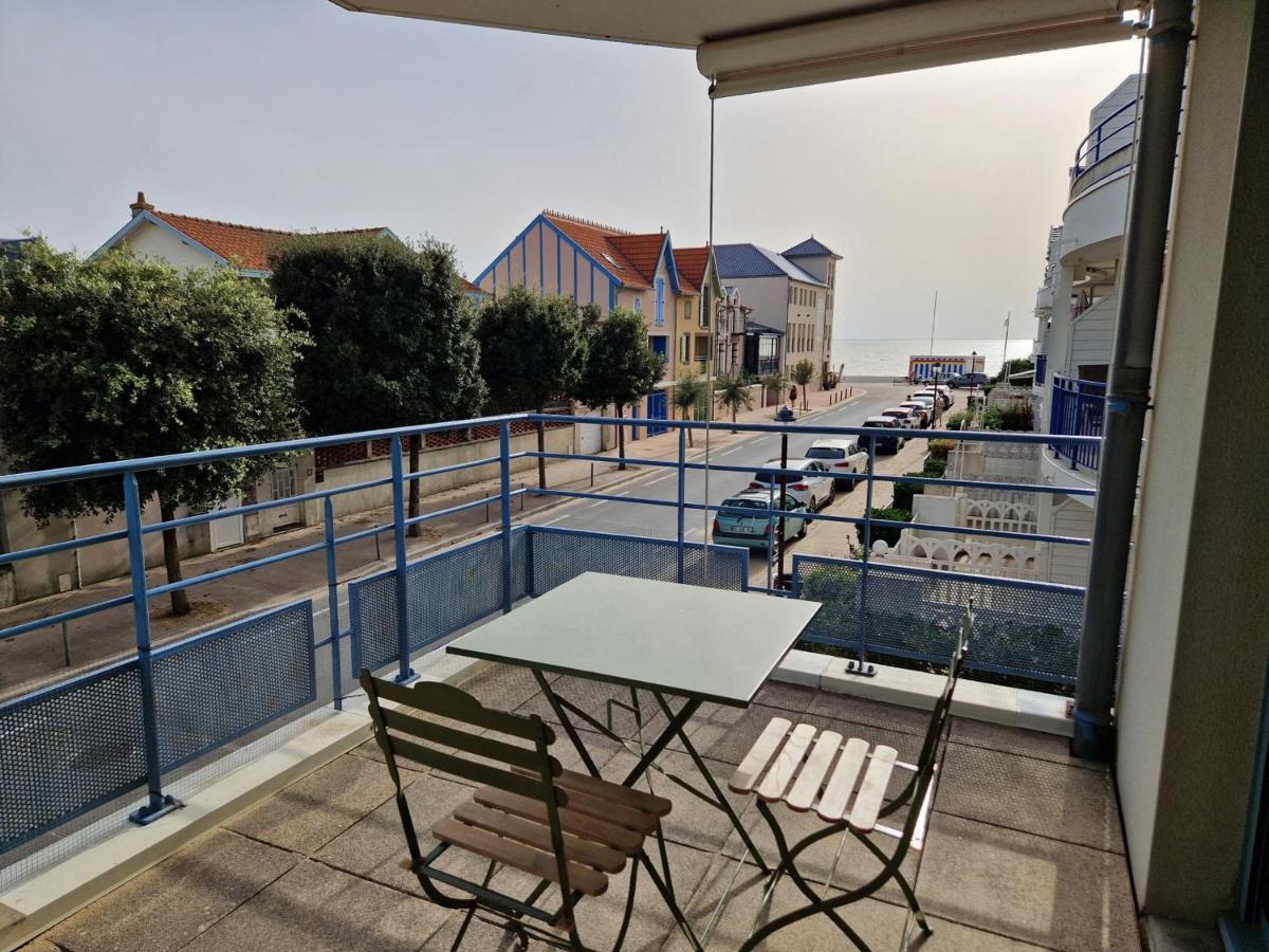 Chatelaillon-Plage Centre-Ville: Apt 4 Pers, Balcon, Parking, Piscine, Wifi - Fr-1-706-21 Екстер'єр фото